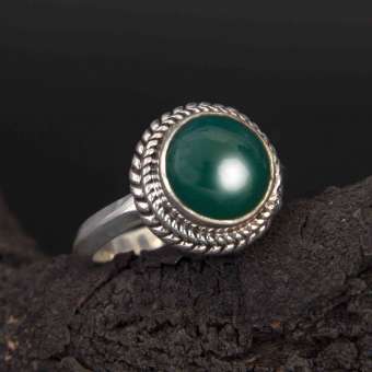 Кольцо с зеленым ониксом "Эовин"