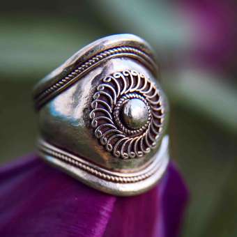 Кольцо с филигранью "Сагарматха"