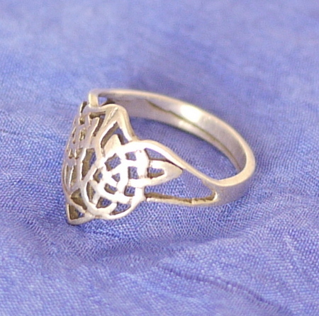 кольцо в кельтском стиле, кельтское серебро, кельтские украшения