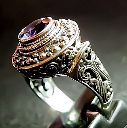 Перстень с аметистом "Балийская ночь"