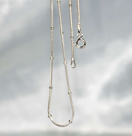 Серебряная цепочка с шариками / Серебряные Ожерелья / купить этническиеукрашения из серебра в интернет-магазине