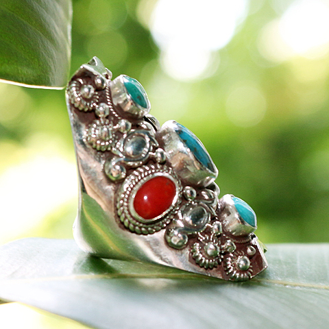 тибетское серебряное кольцо с кораллом и бирюзой