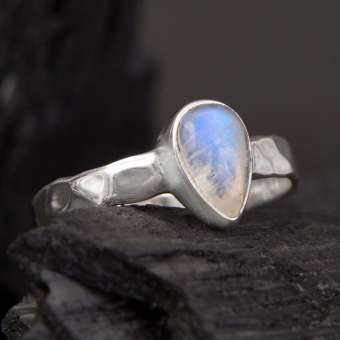 Кольцо с лунным камнем "Орион"