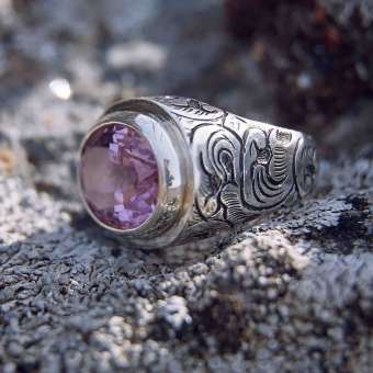 Перстень с аметистом "Чинтамани"