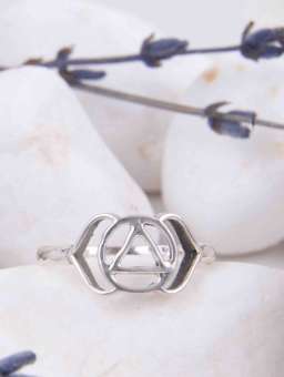 Серебряное кольцо-талисман "Аджна"