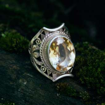 Перстень с цитрином "Ваджраяна"