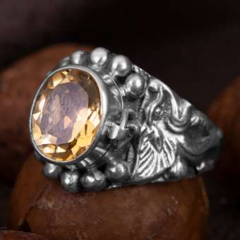 Перстень с цитрином "Тайна Дракона"