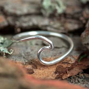 Серебряное кольцо "Волна"