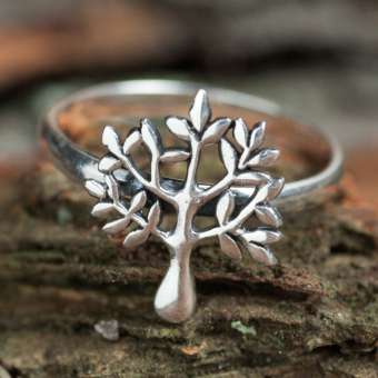 Серебряное кольцо "Белое древо"